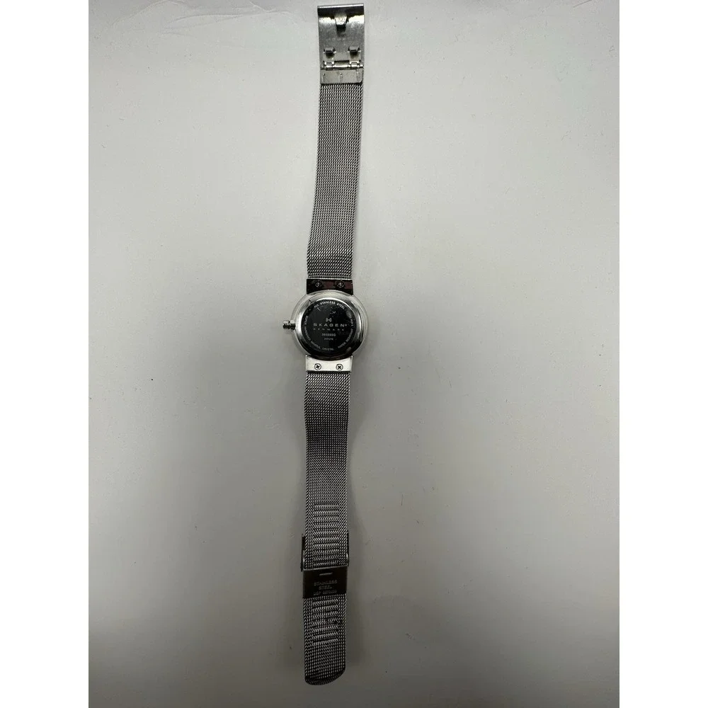 Skagen 355SSSG Ladies MOP Watch New Battery 26MM 8